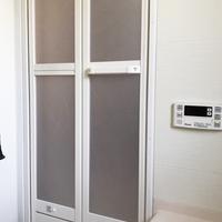 横浜市　浴室ドア折戸　交換工事