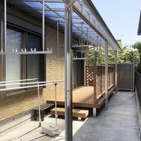 テラス屋根とウッドデッキ取付　神奈川県　横浜市