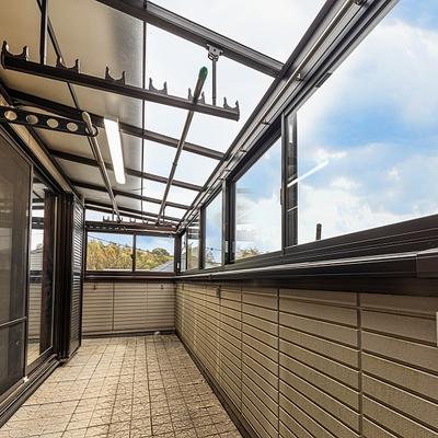 【リフォーム事例:15165】L字型バルコニーの有効活用 洗濯物干場テラス囲い設置工事/横浜市 【リフォーム事例:15165】L字型バルコニーの有効活用 洗濯物干場テラス囲い設置工事/横浜市