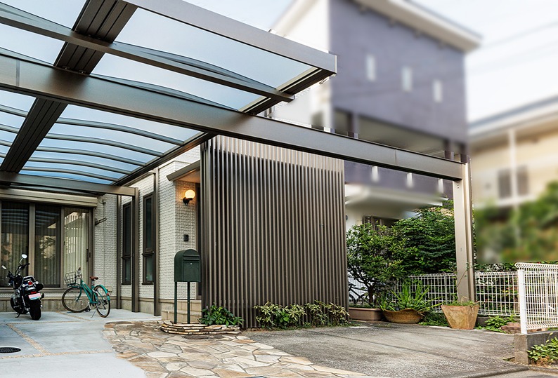 張り出し? 張り出し?