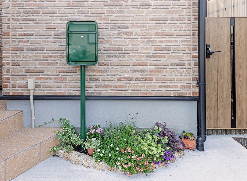 ポスト01 ポスト01