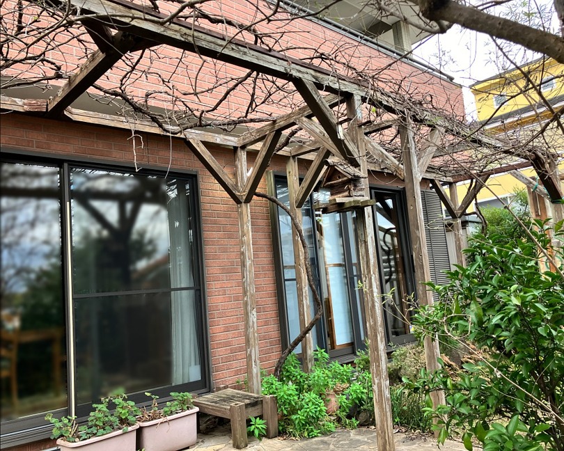 20251113_1120_00_4054w381_h305_popup