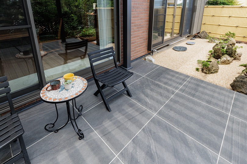 20251113_1525_42_4801