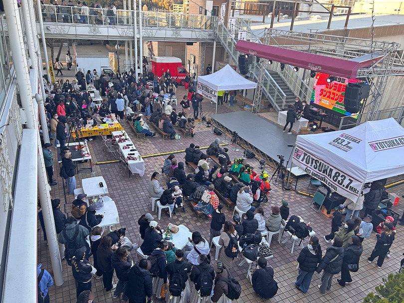 モレラダンスコンテスト東戸塚上から モレラダンスコンテスト東戸塚上から