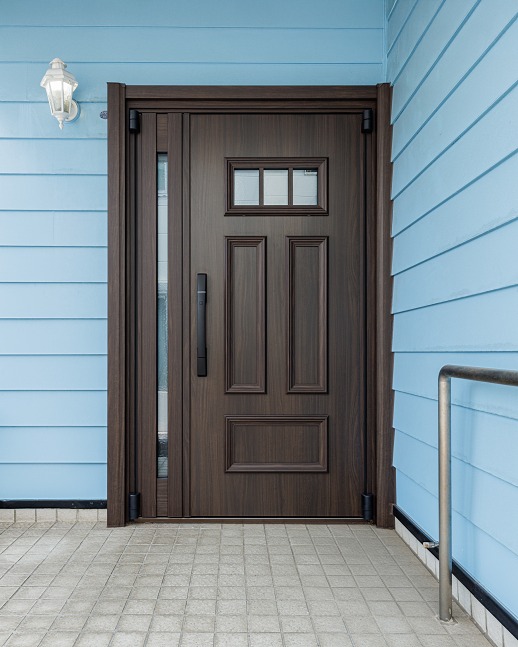 輸入住宅の玄関ドア_施工後 輸入住宅の玄関ドア_施工後