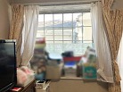 《施工前》物が置かれた出窓 《施工前》物が置かれた出窓