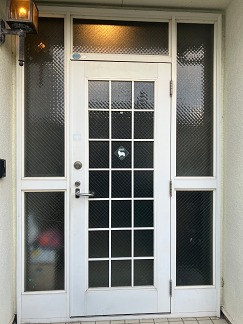 玄関ドア_施工前 玄関ドア_施工前